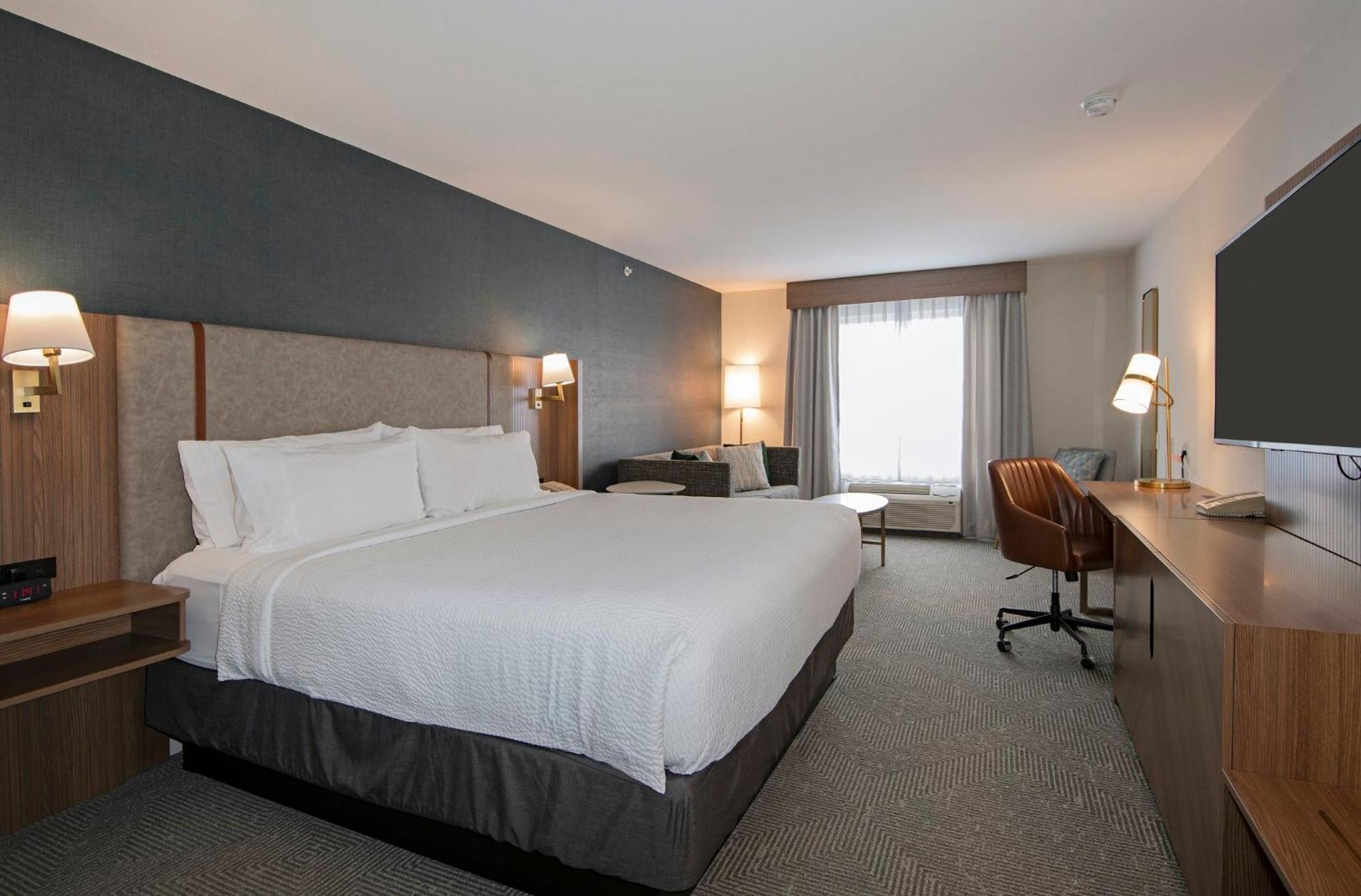 Holiday Inn Hotel And Suites-Kamloops By Ihg Esterno foto