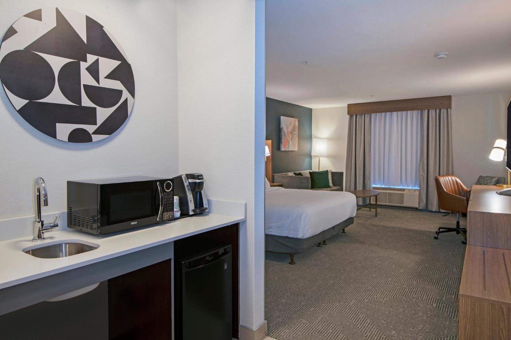 Holiday Inn Hotel And Suites-Kamloops By Ihg Esterno foto