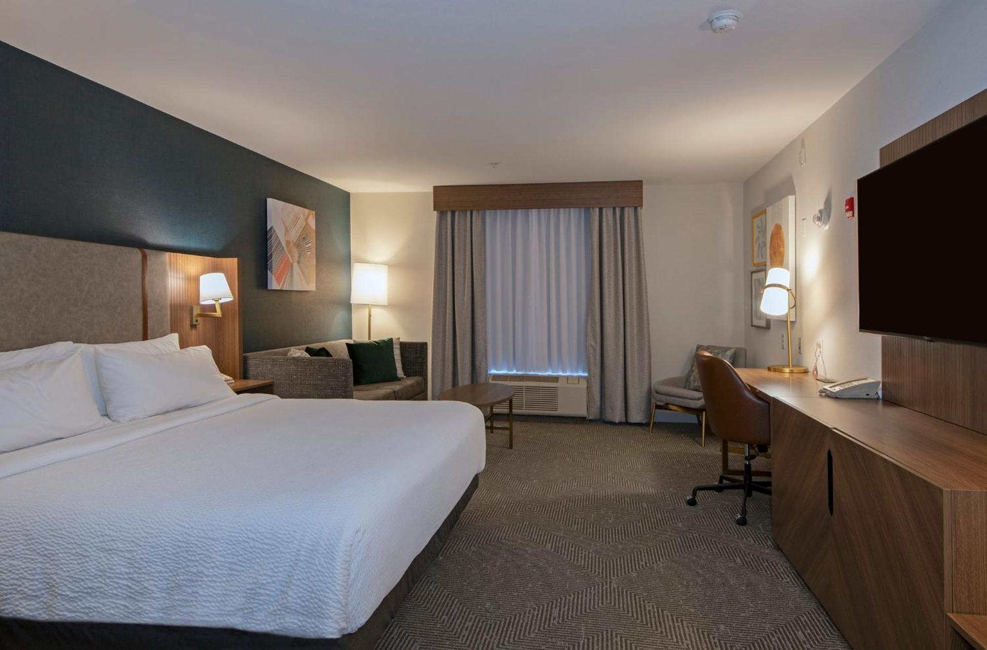 Holiday Inn Hotel And Suites-Kamloops By Ihg Esterno foto