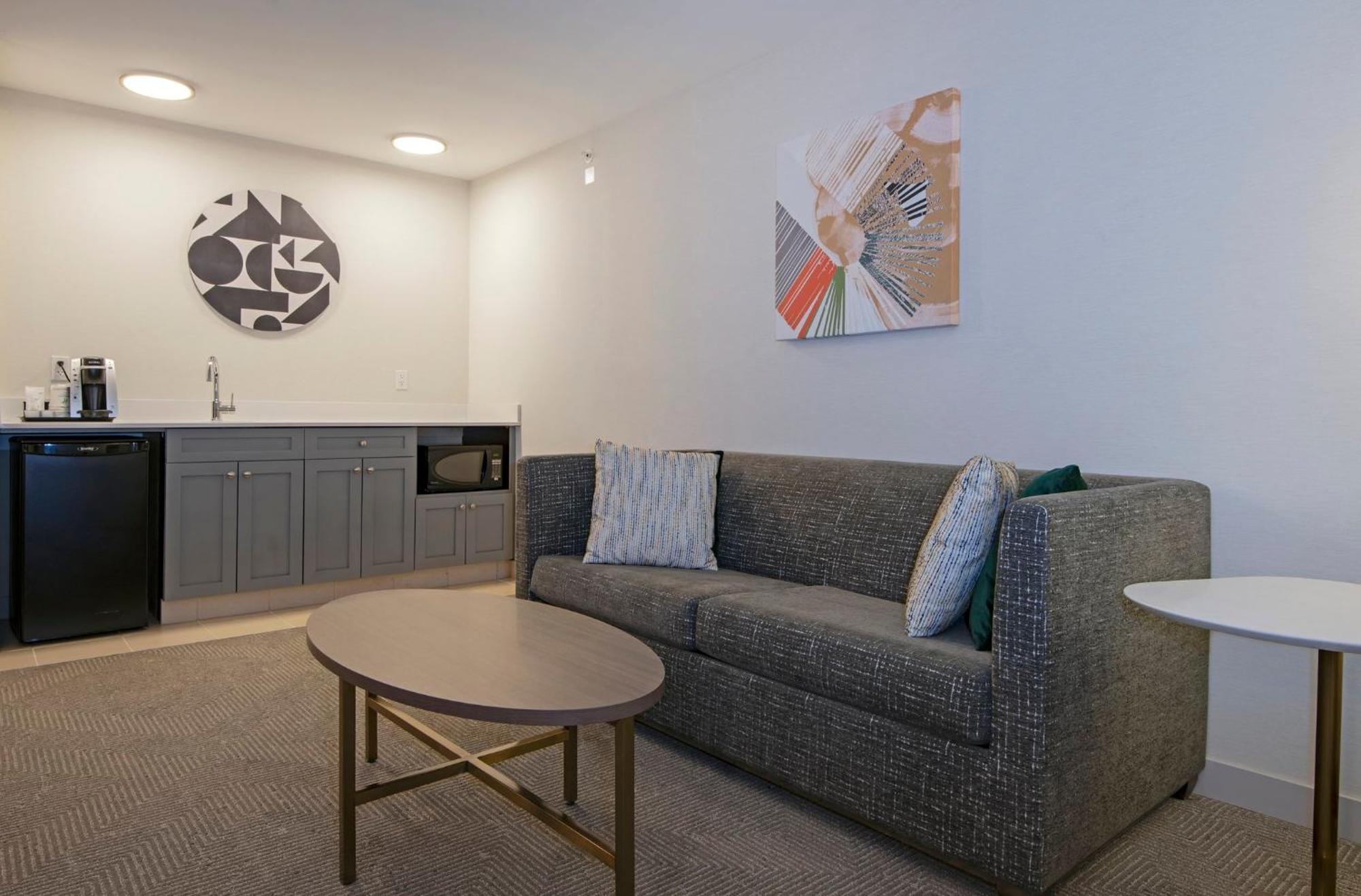 Holiday Inn Hotel And Suites-Kamloops By Ihg Esterno foto