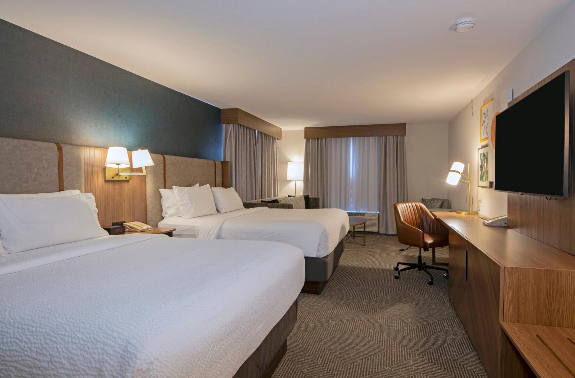 Holiday Inn Hotel And Suites-Kamloops By Ihg Esterno foto