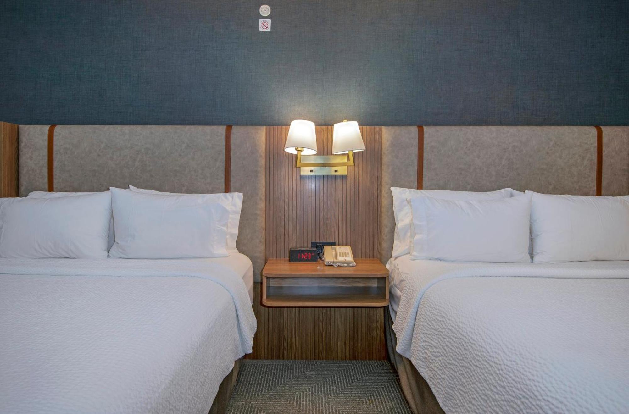 Holiday Inn Hotel And Suites-Kamloops By Ihg Esterno foto
