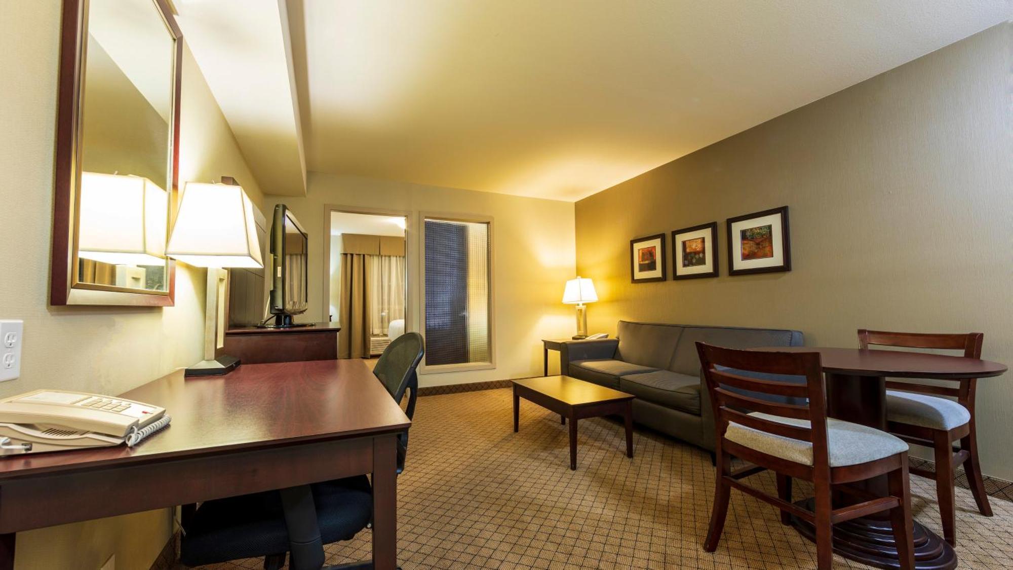 Holiday Inn Hotel And Suites-Kamloops By Ihg Esterno foto
